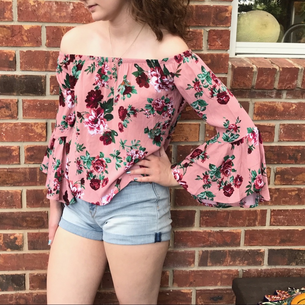 {LAST DAY} Off-the-Shoulder Pink Floral Top
